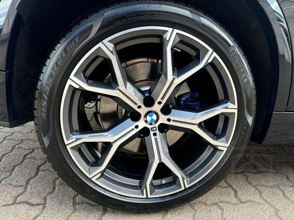 BMW X5 M60i xDrive Pano,360°,AHK,21",KEIN MIETER