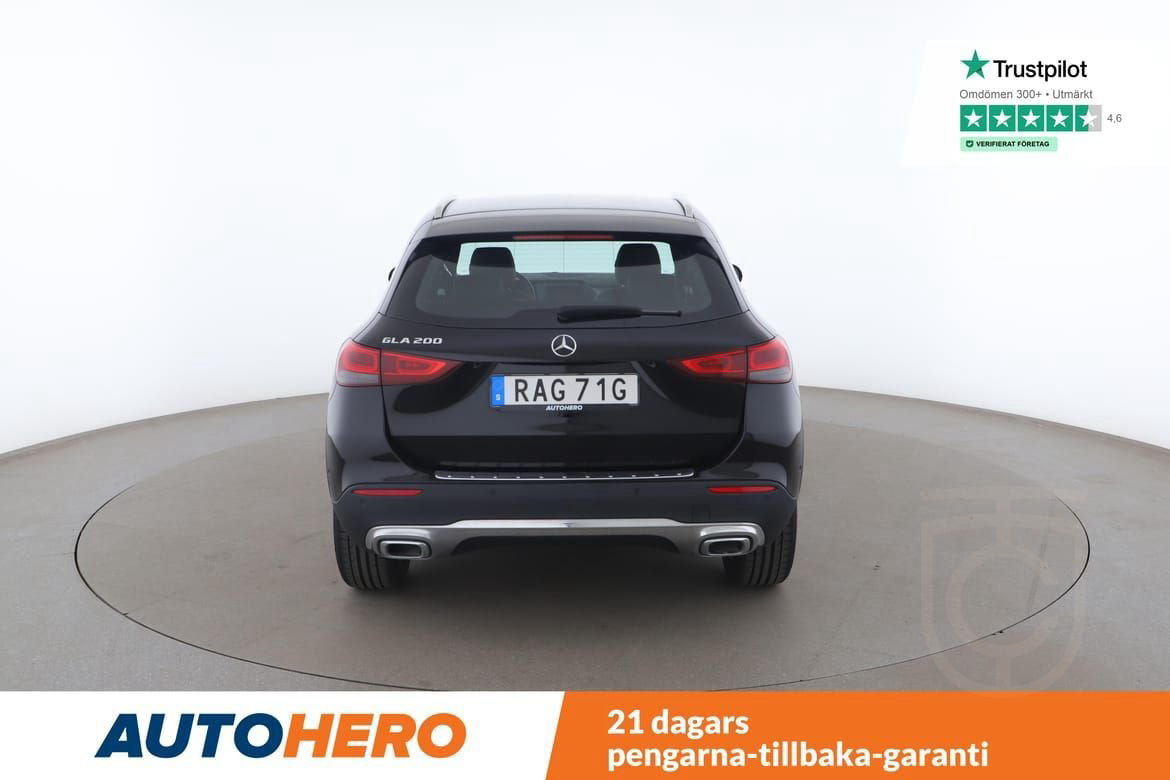 Mercedes-Benz GLA 200