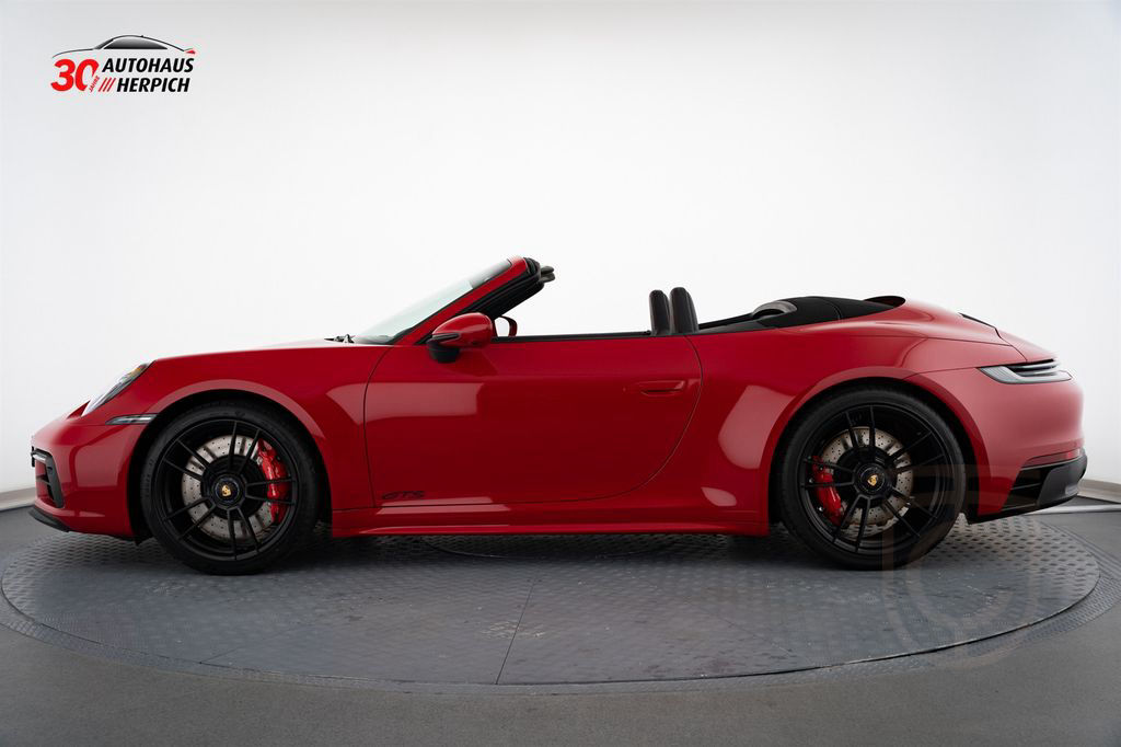 Porsche 992 4 GTS Cabrio Karminrot HAL Lift Matrix BOSE
