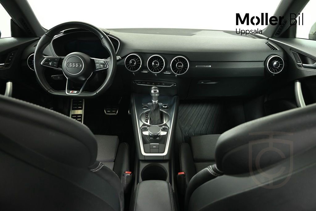 Audi TT Coupé 40 TFSI S-line