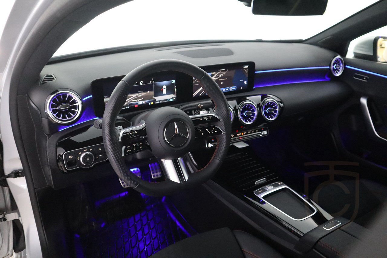 Mercedes-Benz A 250 4MATIC 7G-DCT AMG-Sport