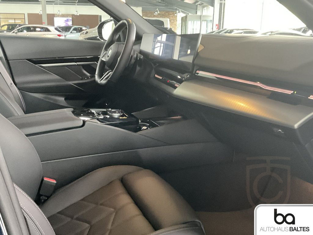 BMW 540d xDrive Touring M Sport Pro 20"/Pano/ACC/AHK