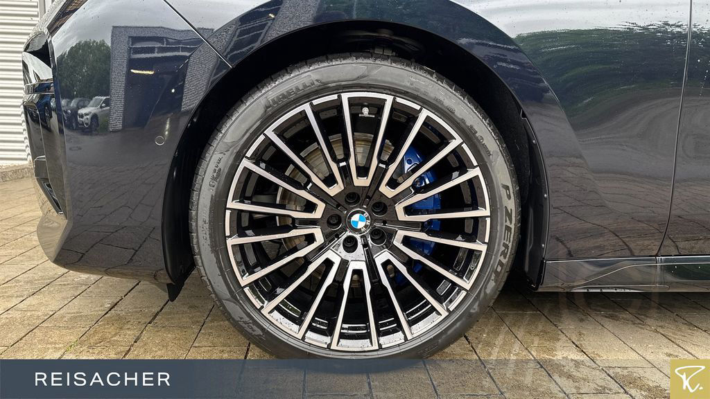 BMW 740d A xDrive M-Sport,M-Sport PRO,SkyLou,AHK,DAP