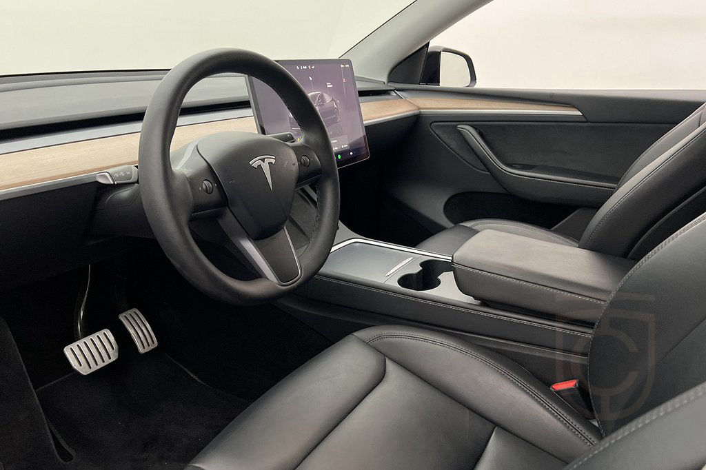 Tesla Model Y Performance