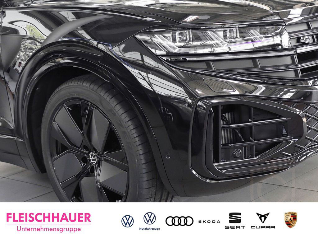 Volkswagen Touareg R-Line 3,0 V6 TSI HUD Luft StandHZG Pano