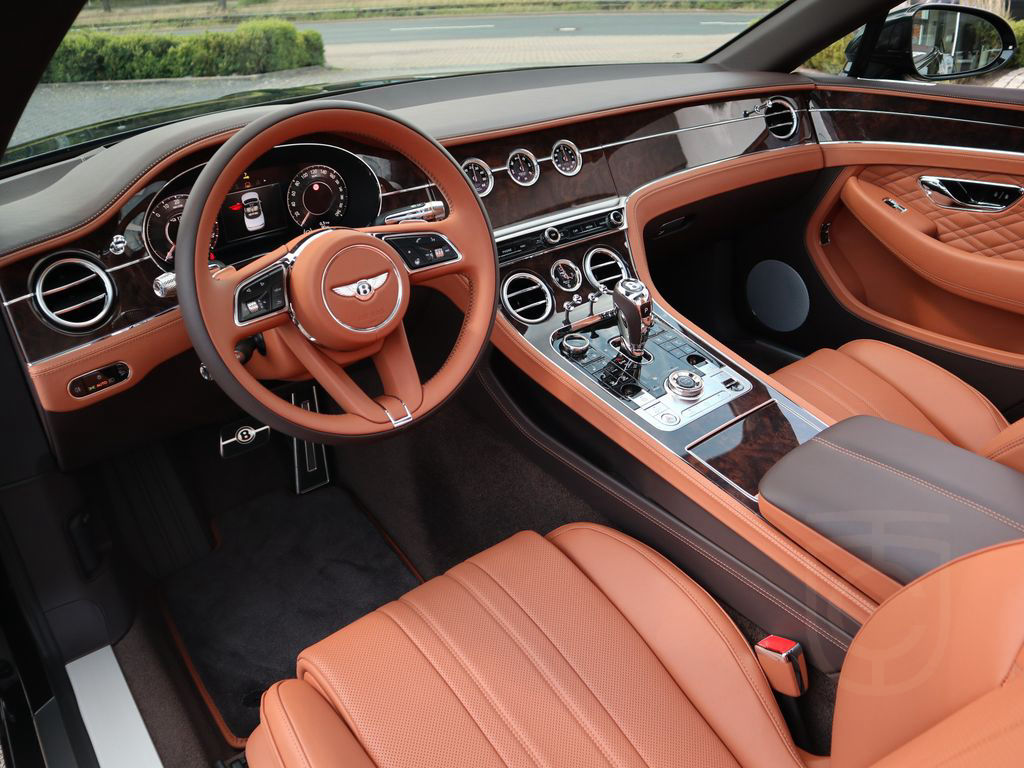 Bentley Continental GTC Black Edition *Rotating*Mulliner