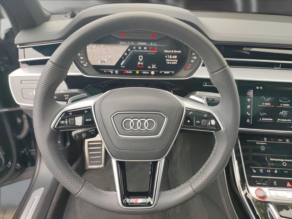 Audi S8 *PANO*StdHz*MATRIX*HuD*B&O*AHK*360°*