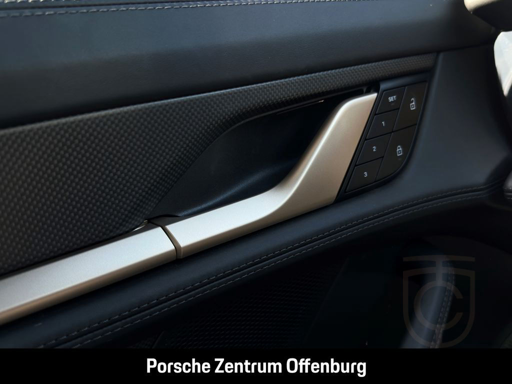 Porsche Taycan GTS Sport Turismo