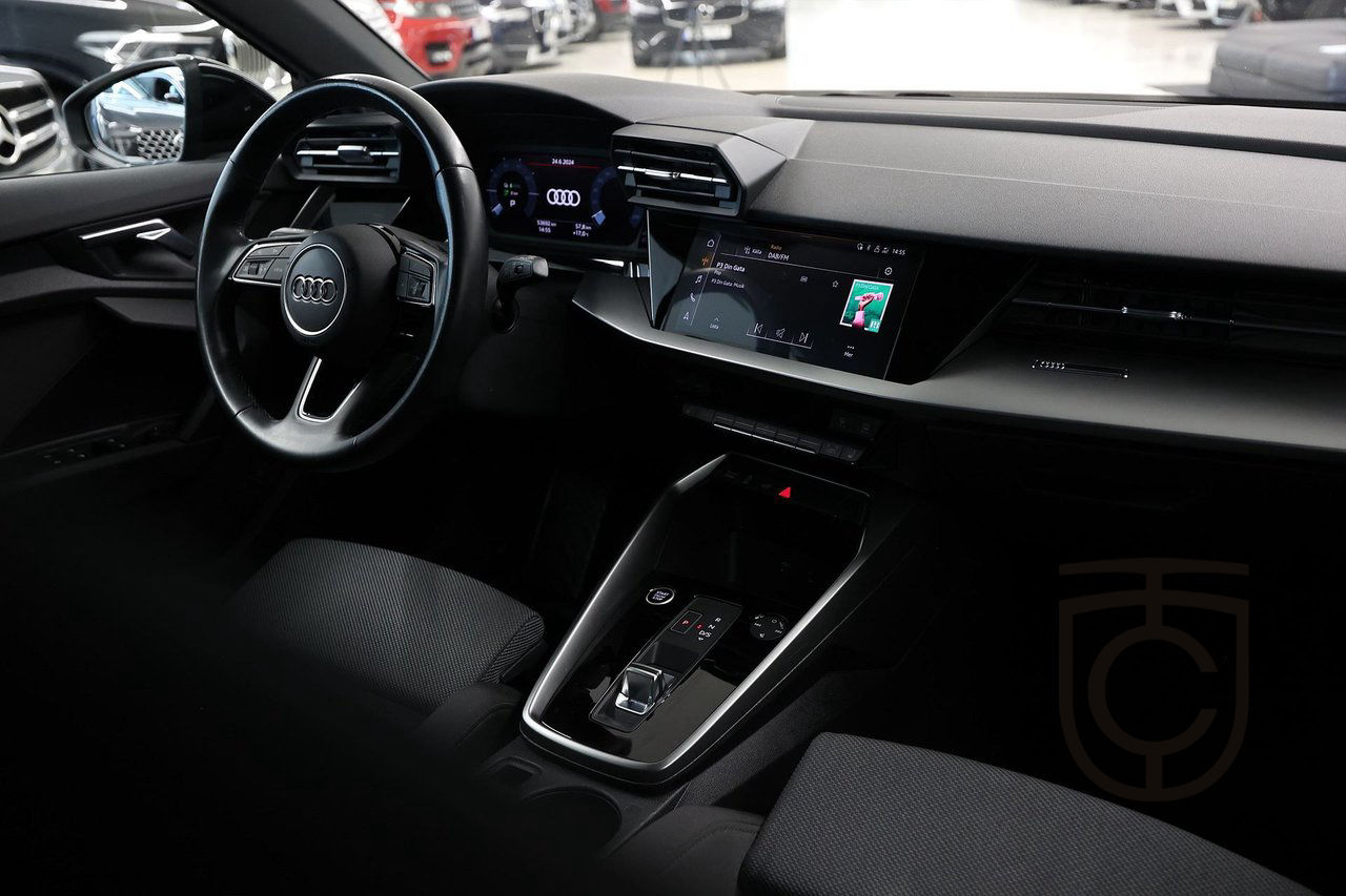 Audi A3 Sportback 45 TFSI e PHEV S-Line Cockpit