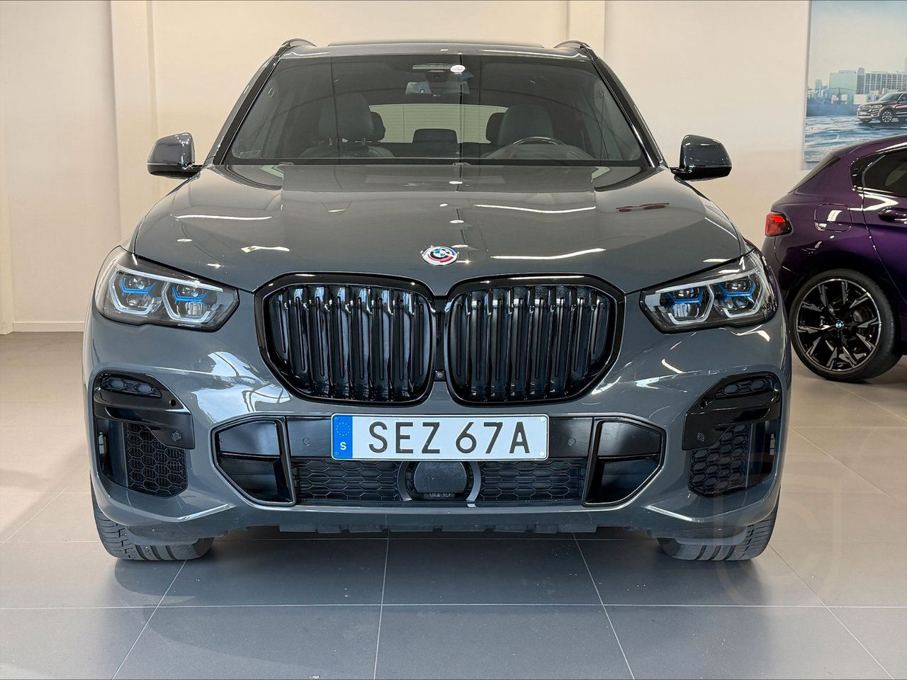 BMW X5 M50i