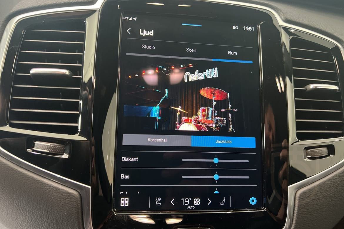 Volvo XC90 7-seater T8 Ultra Dark Edi