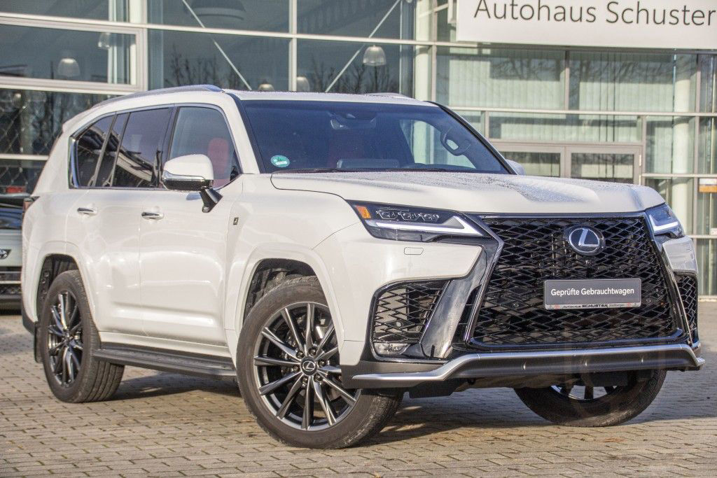 Lexus LX 600 F SPORT