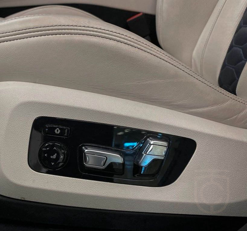 BMW X6 M X6M Competition 625hp xDrive F96 B&W *VAT*