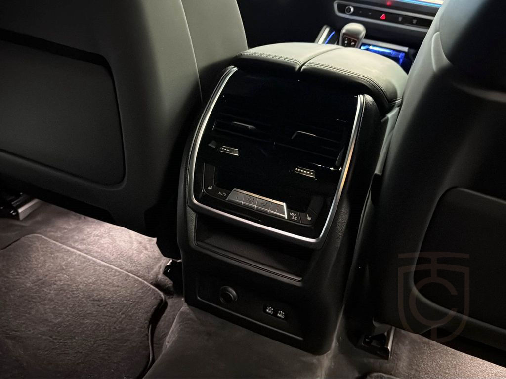BMW XM 50e Massage AHK Driv.Assist.Prof Harman/K