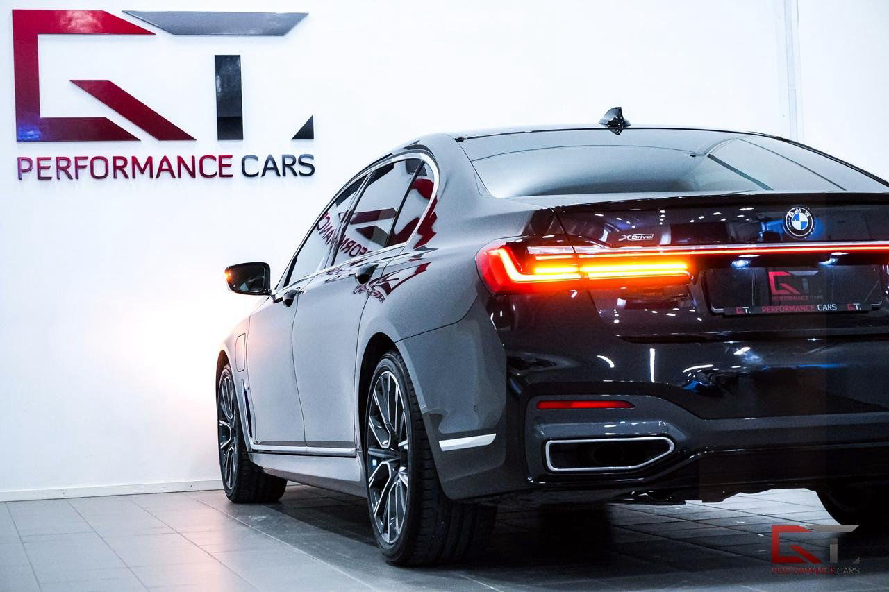 BMW 745Le xDrive 394hk Laserlight Se Spec