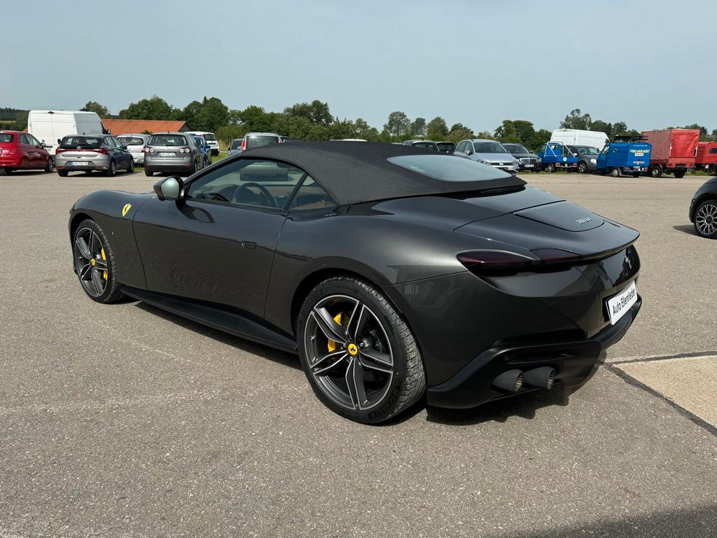 Ferrari Roma 3.9 T V8 Spider DCT, in CANNA DI FUCILE