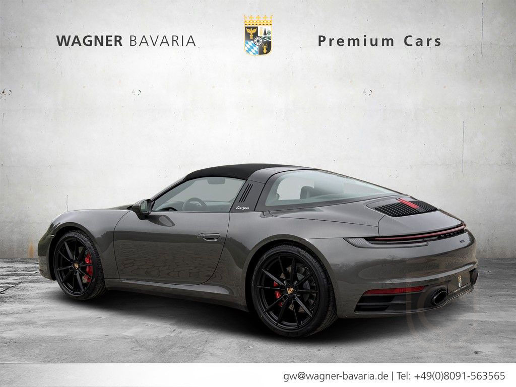 Porsche 992 911 Targa 4 S Tageszul achatgrau Top Komb