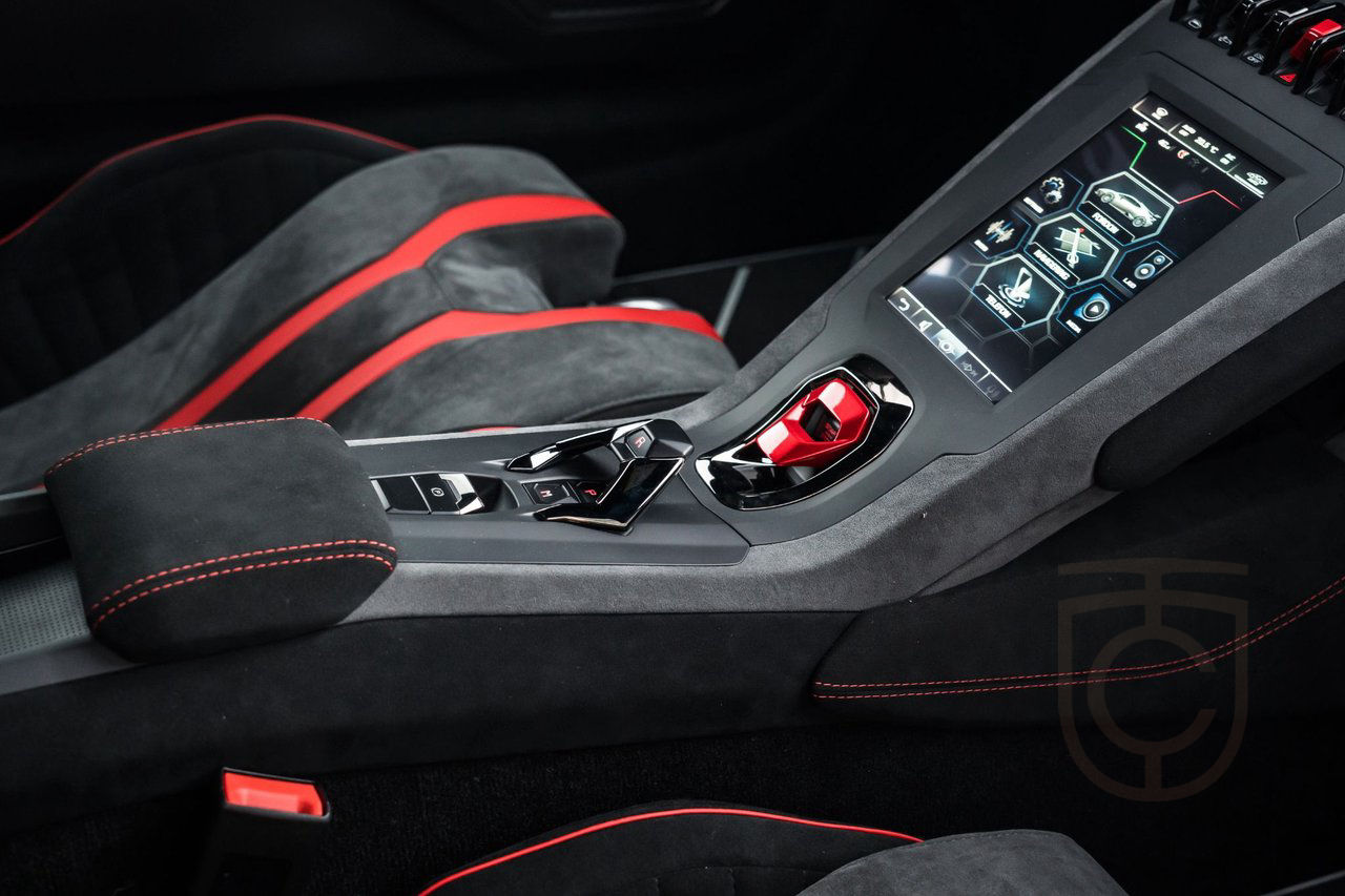 Lamborghini Huracán STO 60th Anniversary Edition 1