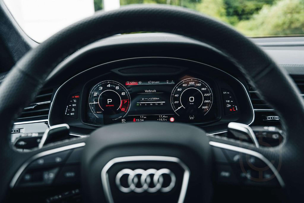 Audi RS Q8 Performance / New / Ceramic / Sunroof / Ma