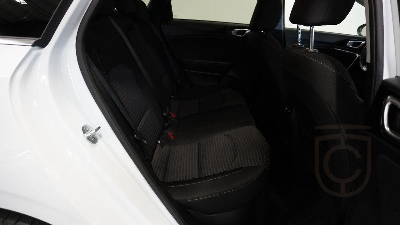 Kia CEED Sportswagon Plug-in Hybrid Advance Plus CARPLAY