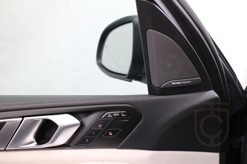 BMW X7 xDrive 40 i Head Up H&K Keyless