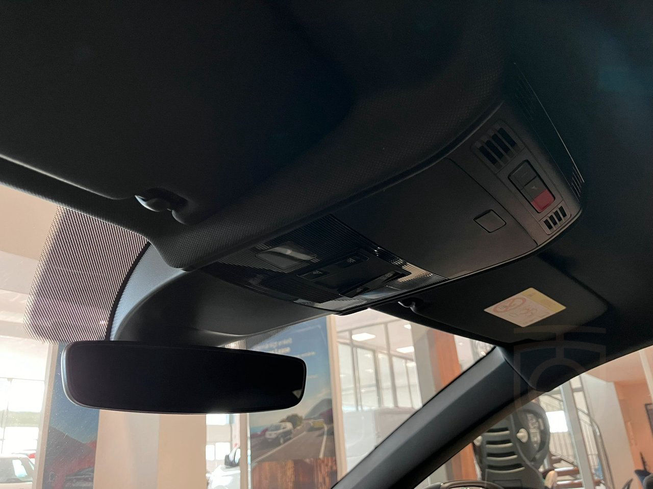 Volkswagen Taigo 1.0 TSI R-Line