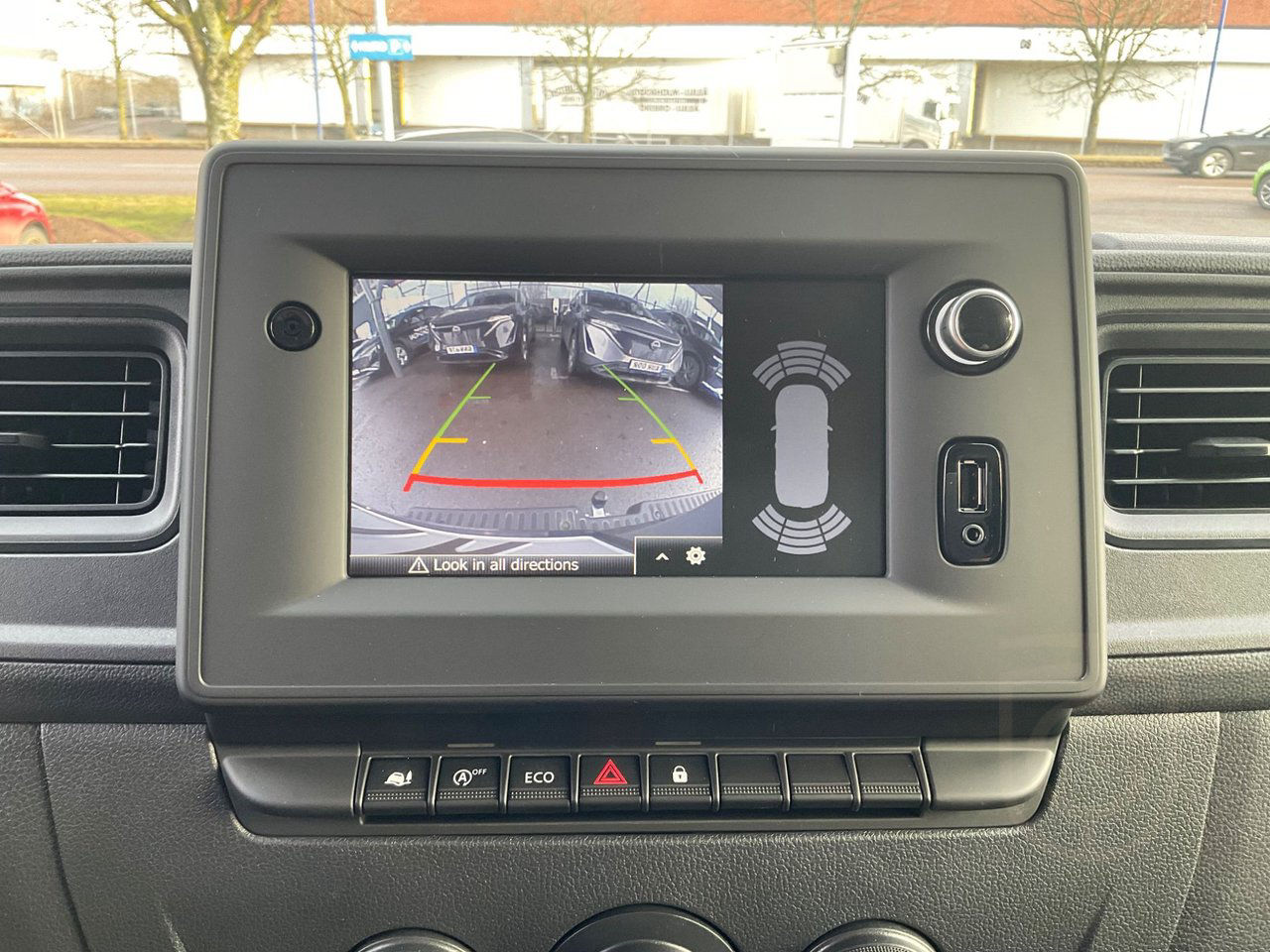 Nissan Interstar L3H2 N-Connecta