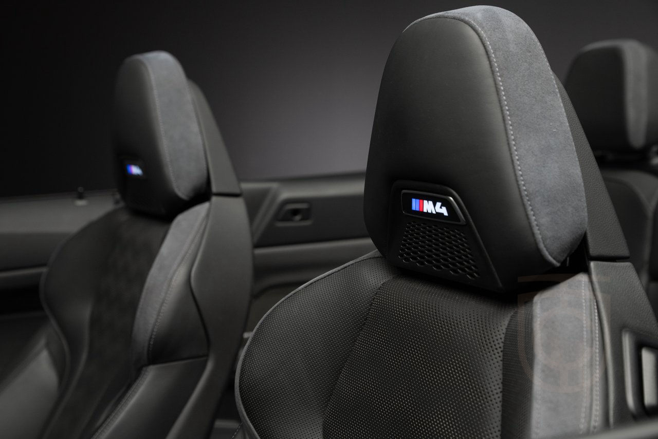 BMW M4 Competition xDrive Cab