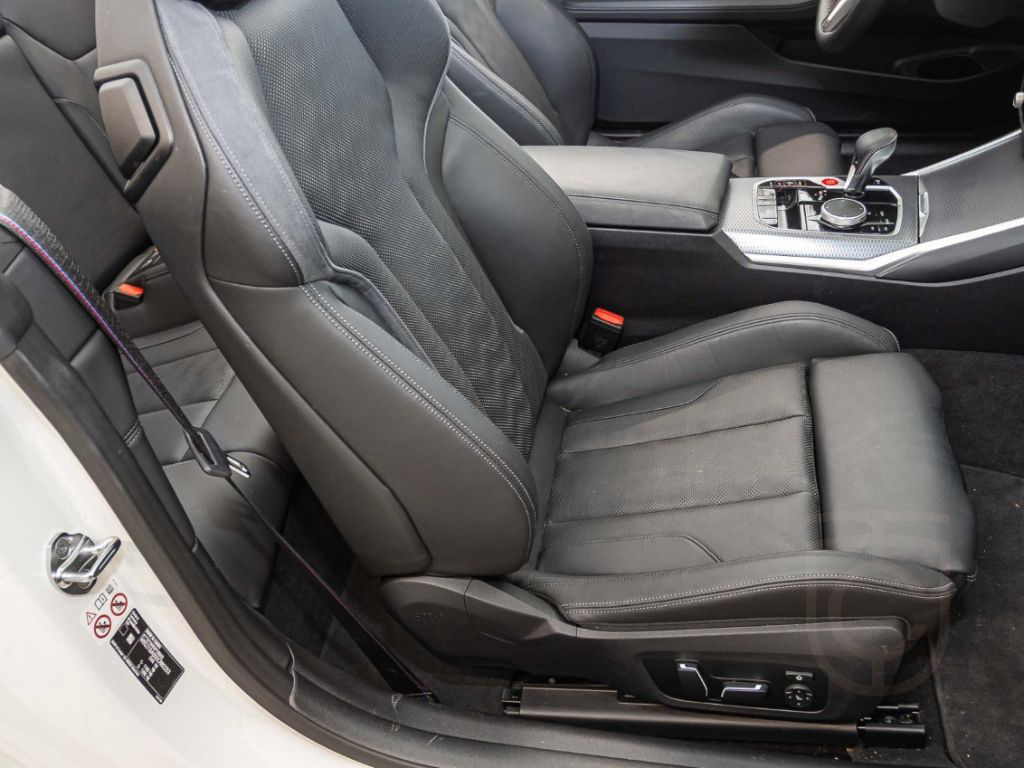 BMW M4 xDriveCabrio+Navi+RFK+Laserlicht+Leder+eSitze