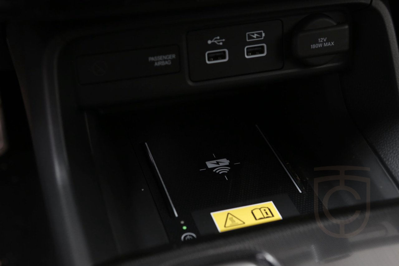 Honda Civic FullHybrid SPORT i lager
