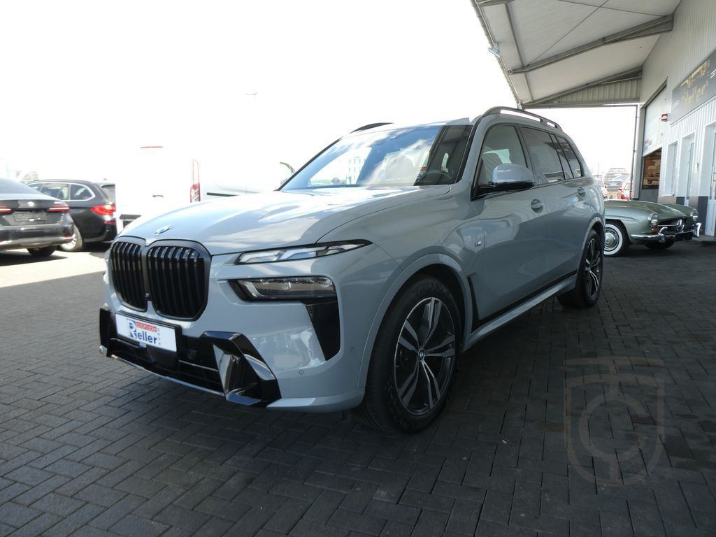 BMW X7 xDrive 40 i M Sport Panorama Head-Up