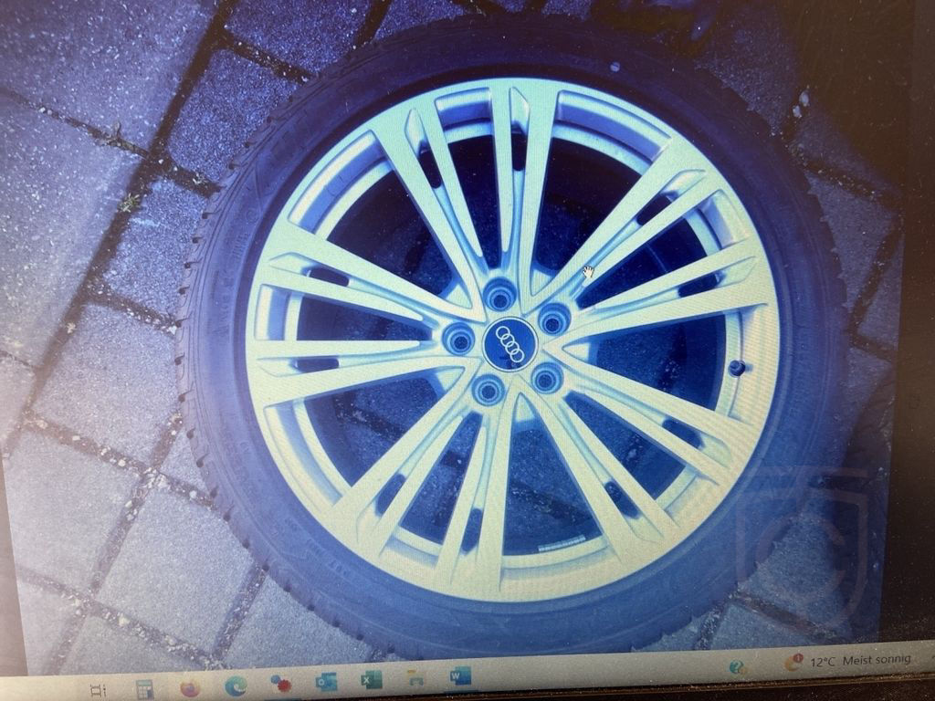 Audi S8 TFSI tiptr. Matrix HUD N-Sicht PANO Stdhzg.