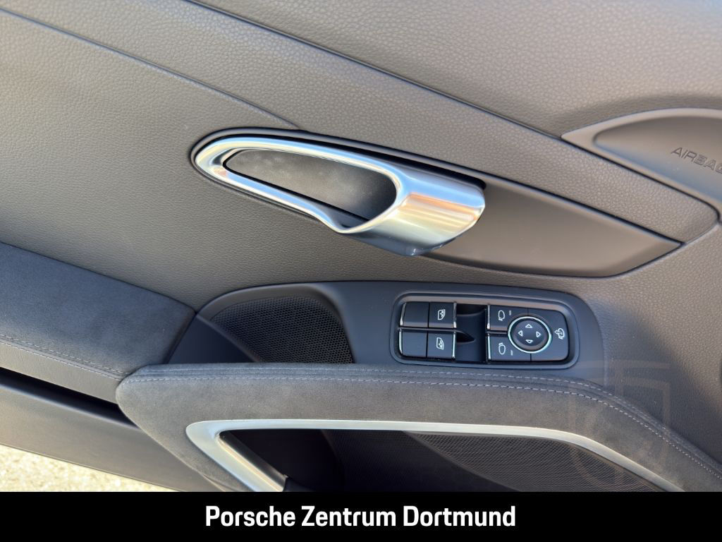Porsche Cayman 718 GTS 4 Sportabgas Rückfahrkamera BOSE