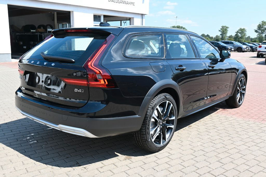 Volvo V90 B4 D AWD Cross Country Plus*Pano*STHZG*AHK