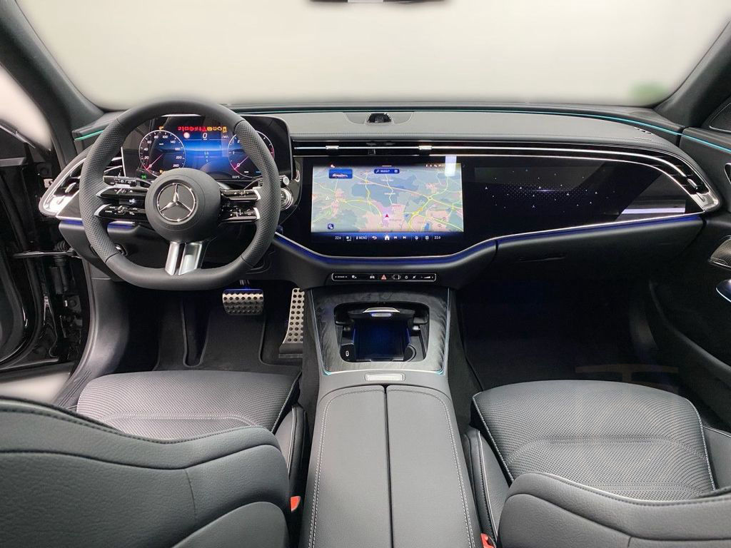 Mercedes-Benz E 450 d T 4Matic AMG+AHK+PANO+BURMEST+360°
