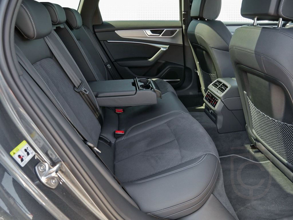 Audi S6 Avant TDI OptikSchwarz*DynAllrad*AIR*B&O