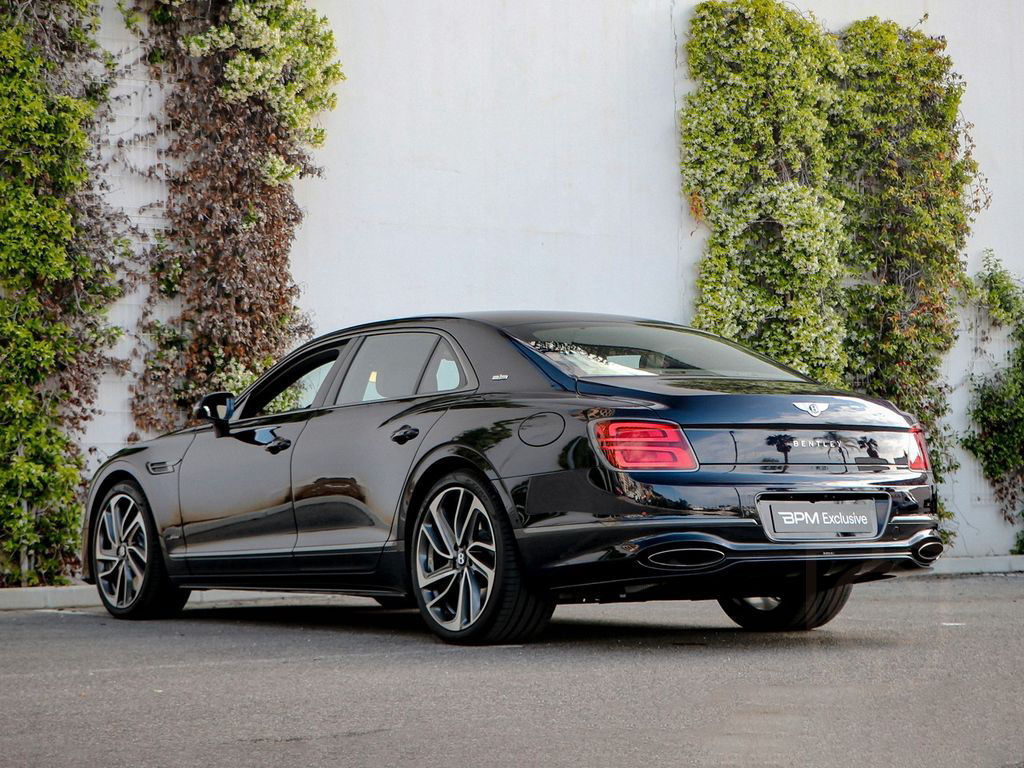 Bentley Flying Spur Speed V8 Hybrid