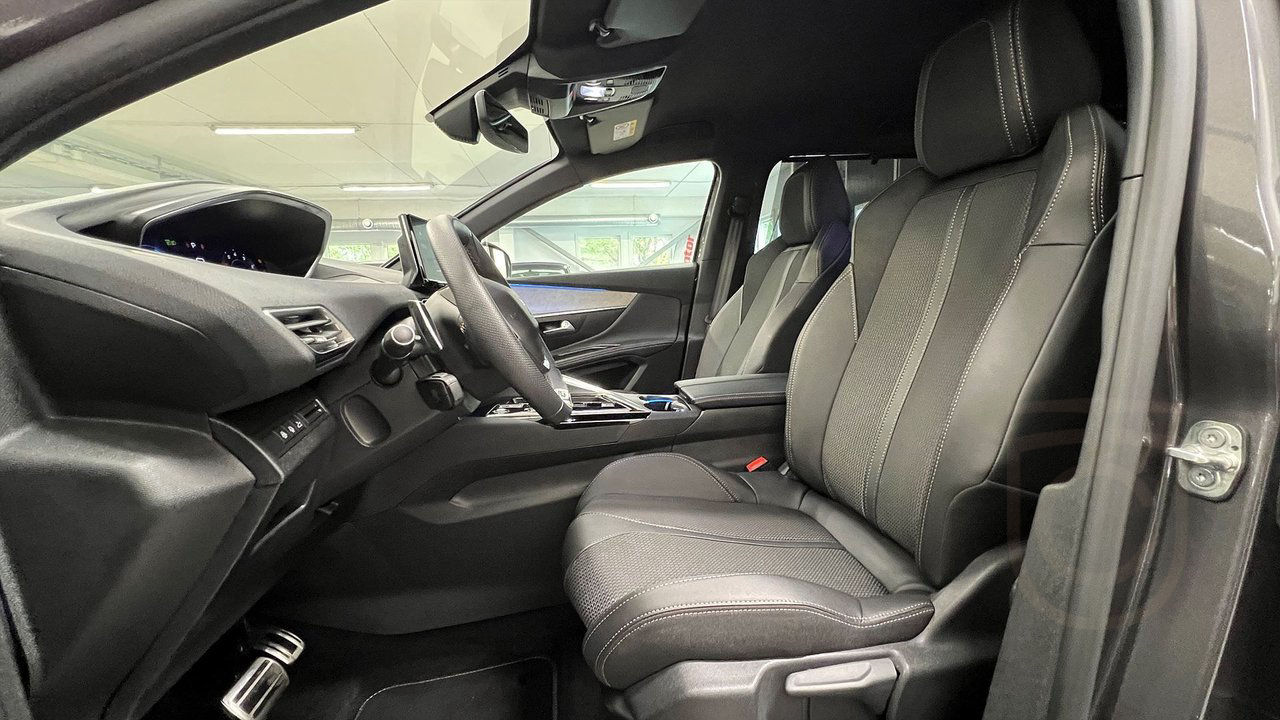 Peugeot 5008 GT 1.2 PureTech 130 EAT Black Edition