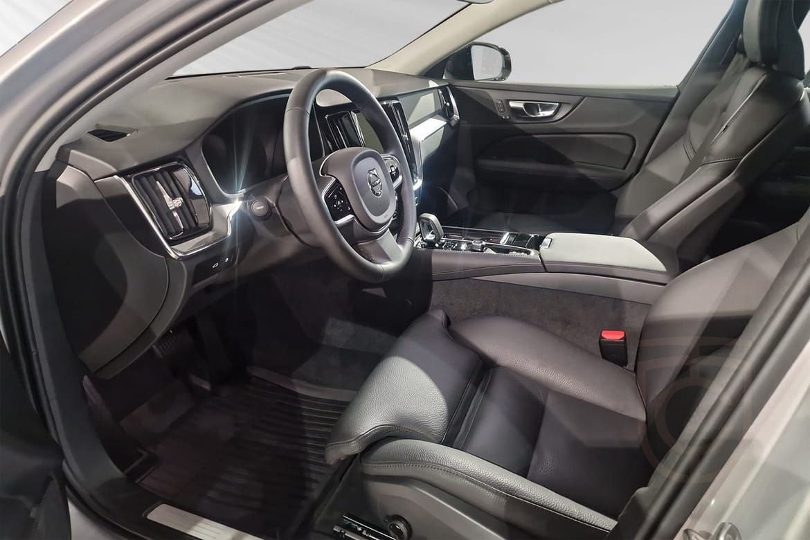Volvo V60 T6 Plus Dark