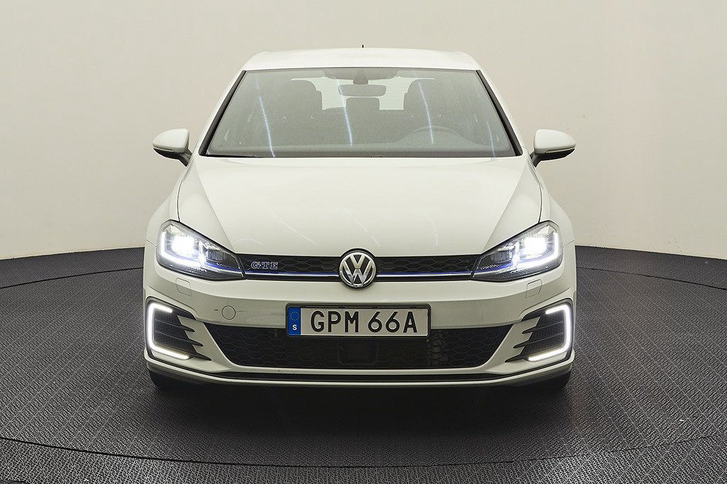 Volkswagen Golf GTE 1.4 TSI / P-Värmare