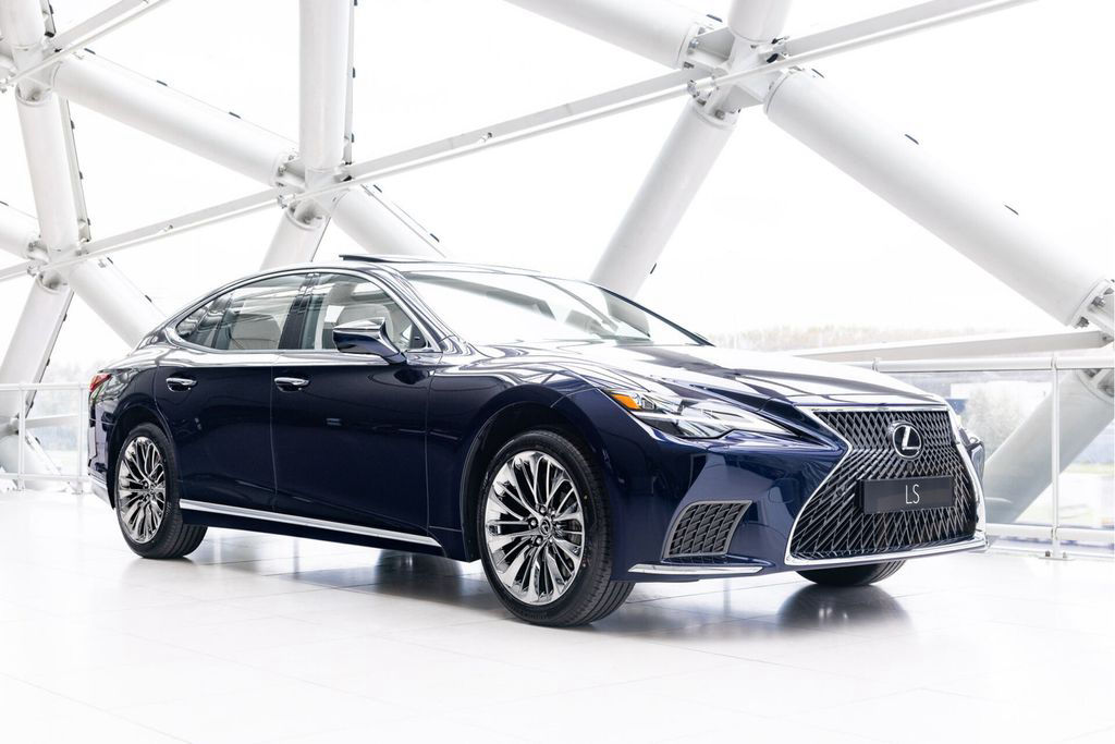 Lexus LS 500 500h AWD President Line | Ottoman seat |