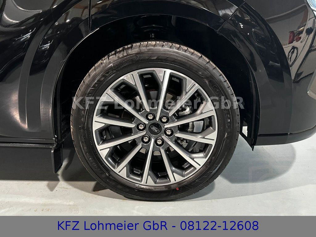 Ford Tourneo Custom 320 L2 Titanium 4x4 *Voll*