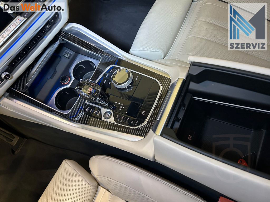 BMW X6 Baureihe X6 M50 i