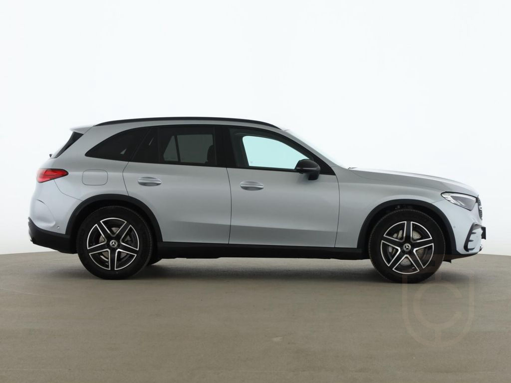 Mercedes-Benz GLC 300 d 4M AMG+NIGHT+AHK+DISTR+PANO+KAM+AMBI++