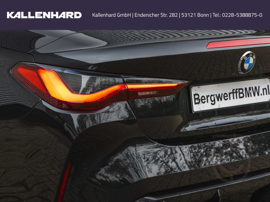 BMW M4 xDrive Competition Cabrio-Widescreen-DrivingA
