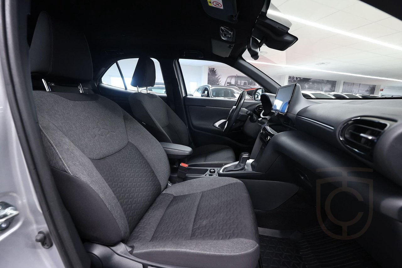 Toyota Yaris Cross Hybrid Active Plus B-kamera Keyless