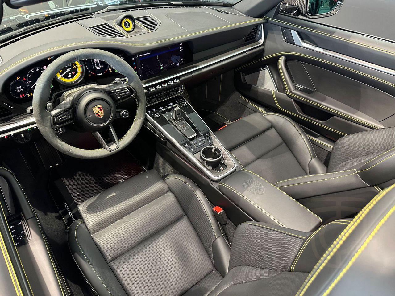 Porsche 911 Turbo S Cabriolet PDK 478kW 2024