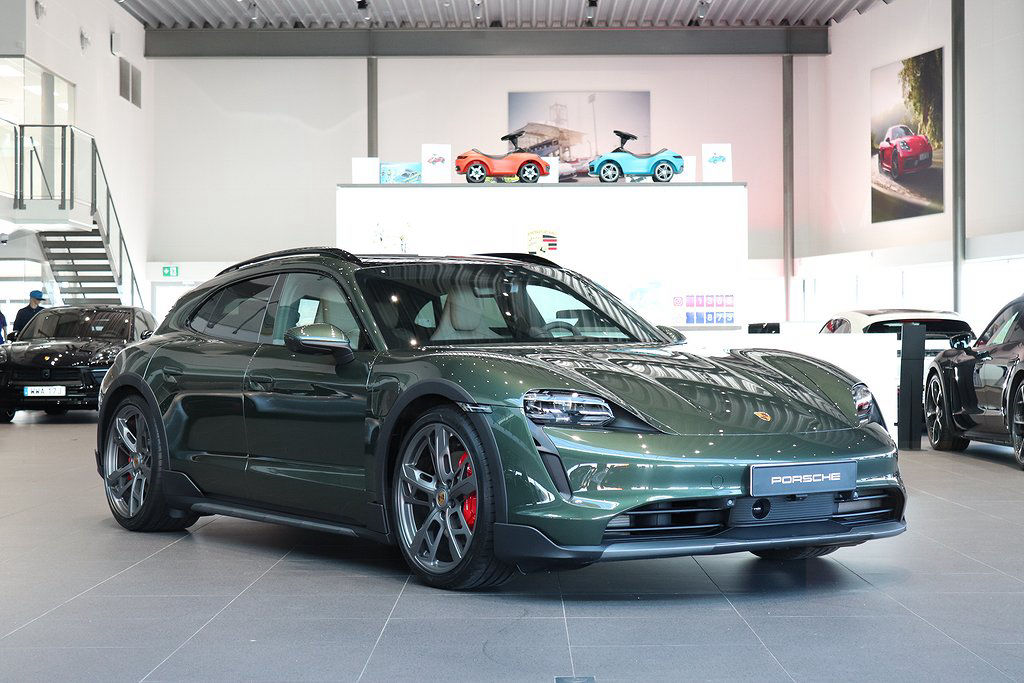 Porsche Taycan 4S Cross Turismo PTS Oak Green metallic