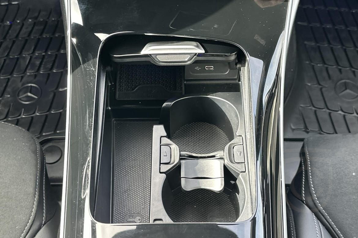 Mercedes-Benz C 300 T e AMG