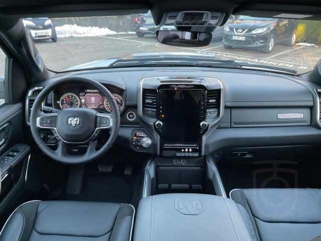 Dodge RAM 1500 Crew Cab 3.0 4x4 Laramie Sport Navi SD